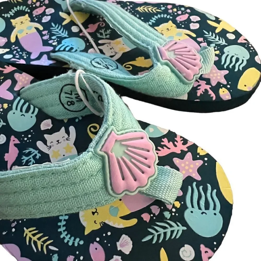 Cat & Jack girl’s NWT flip flops‎